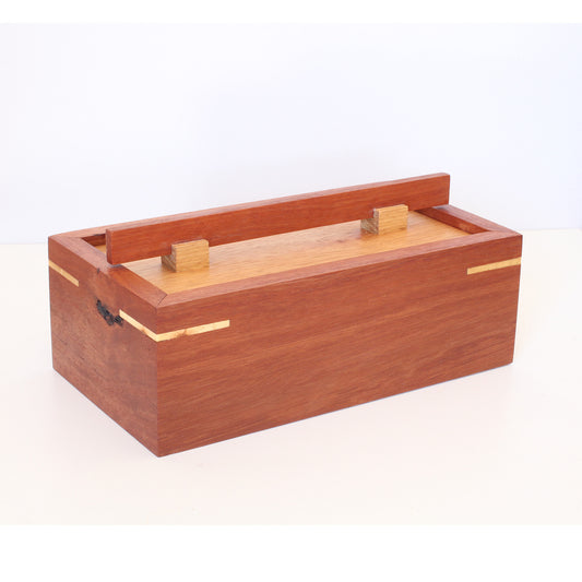 Handcrafted Wooden Keepsake Large Box - Australian Timbers: Bluegum & Oak